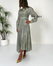 Load image into Gallery viewer, Metallic light green a symmetrical dress

