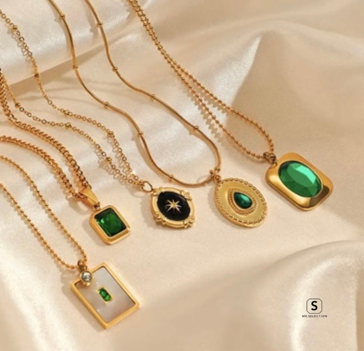 Emerald dream necklace